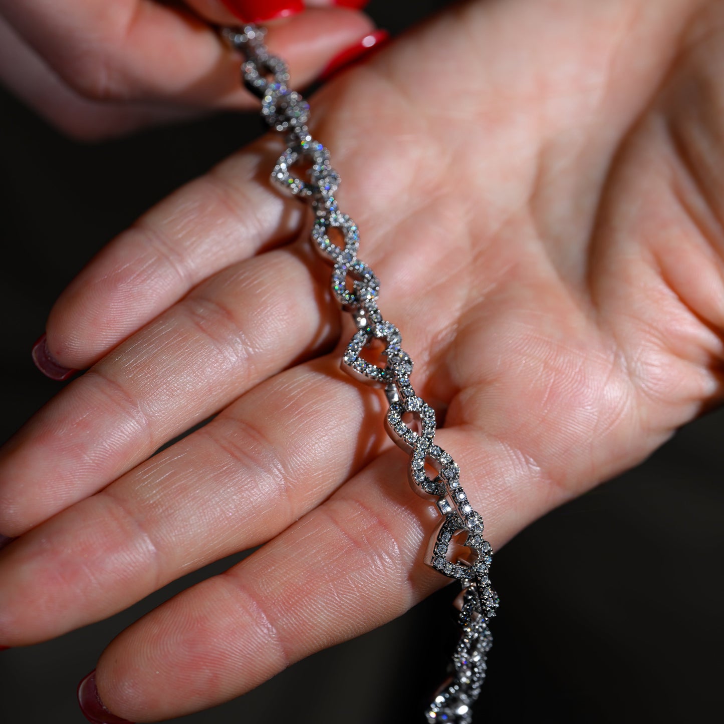 10k White Gold Diamond Heart Bracelet 1.89 ctw