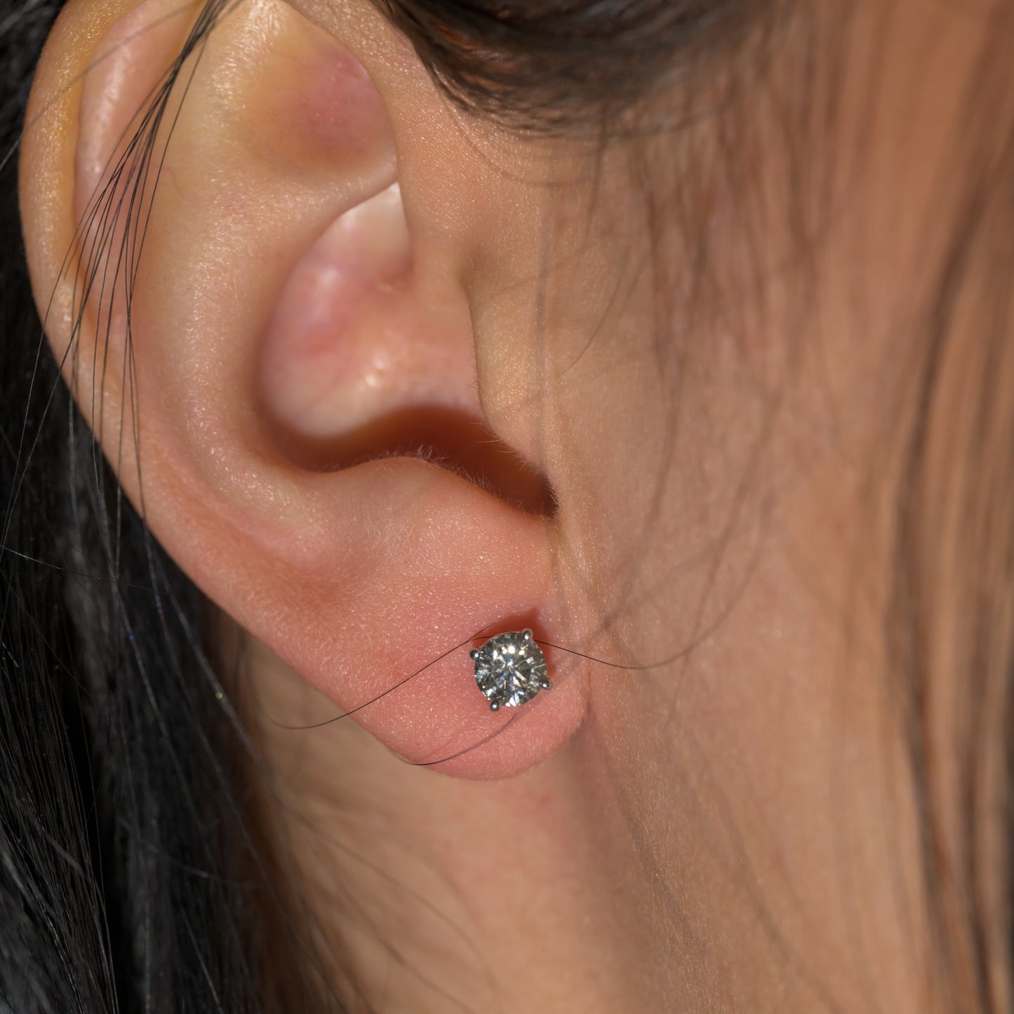 14k 40pt White Gold Round Stud Earrings 0.83 ctw
