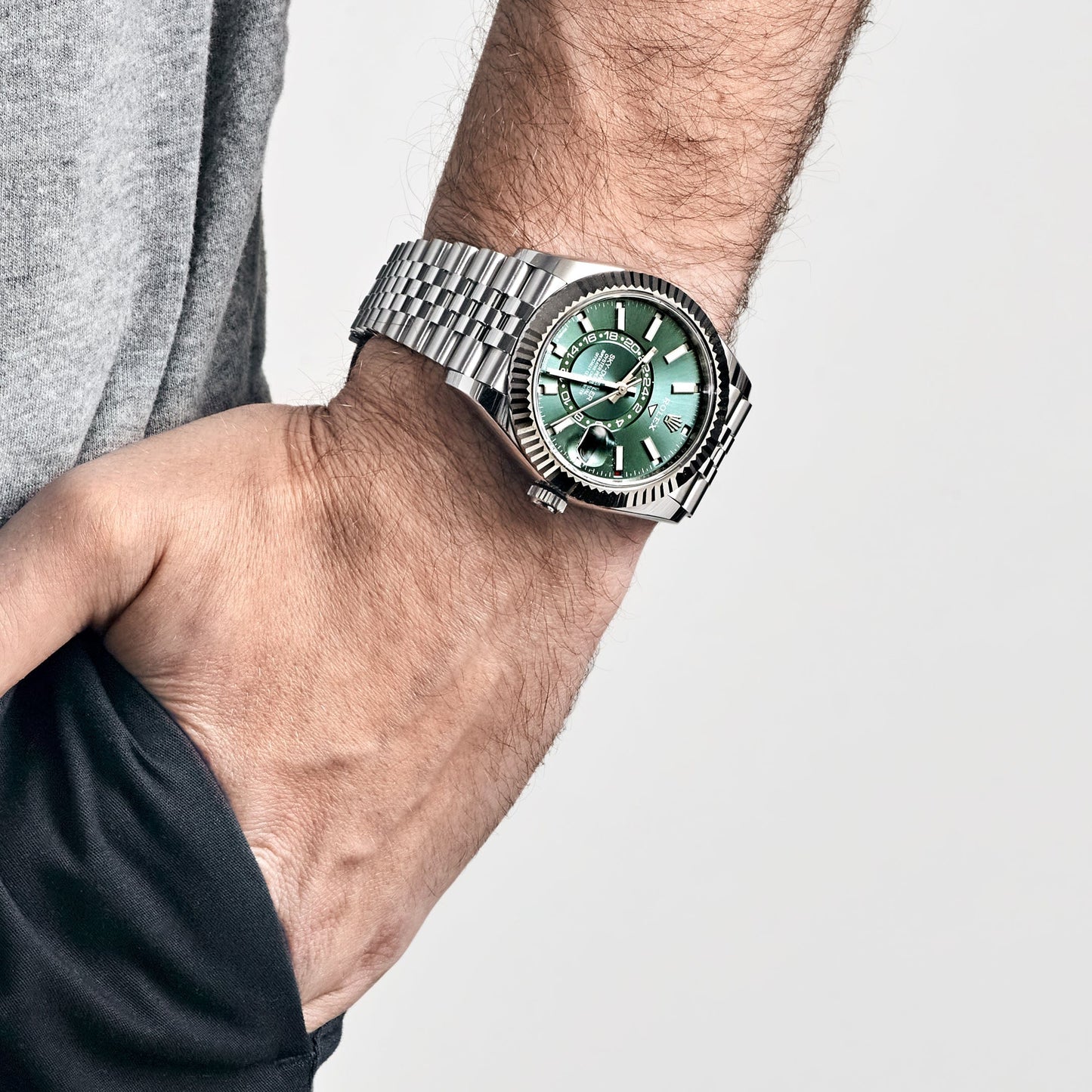 Rolex Sky-Dweller 336934 Stainless Steel Green Dial Jubilee (2025)