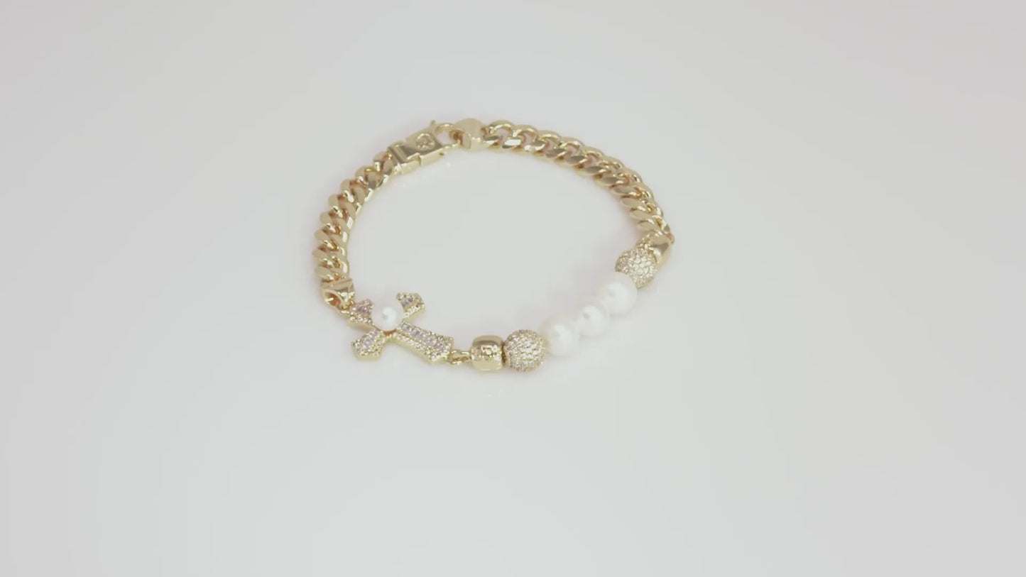 Pearl of Wisdom Cross Bracelet